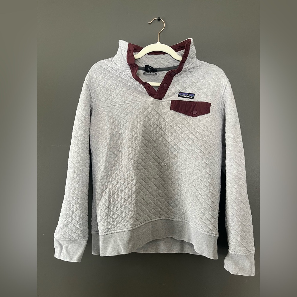 Patigonia Pullover